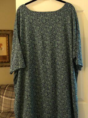 312 BLUE IRMA TUNIC 3X LULAROE